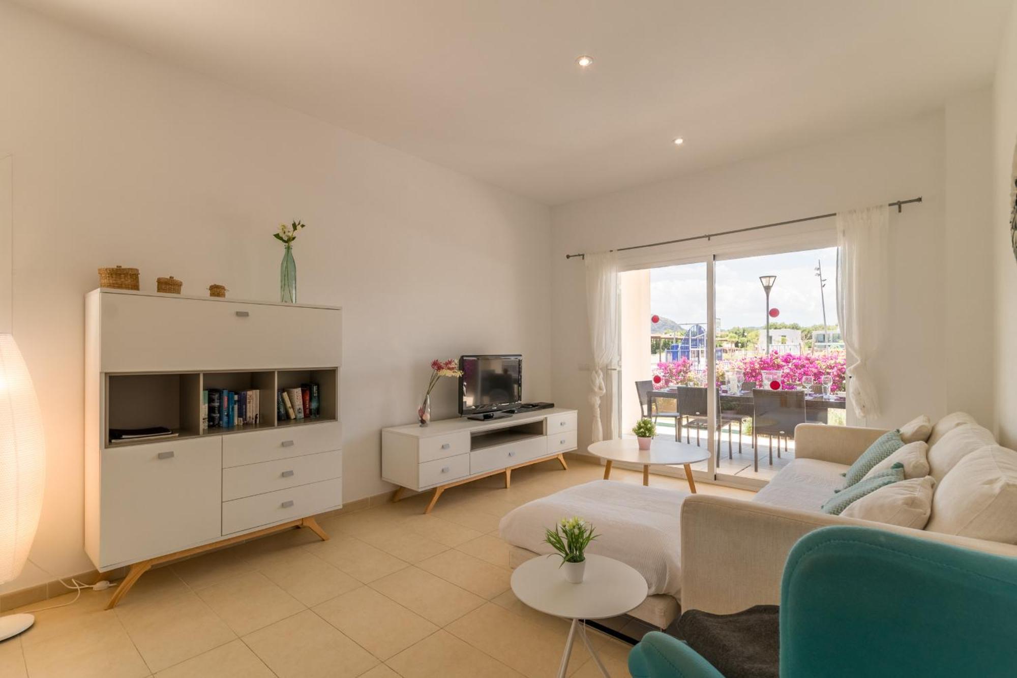 -2183 Mallorca Villa Alcudia (Mallorca)